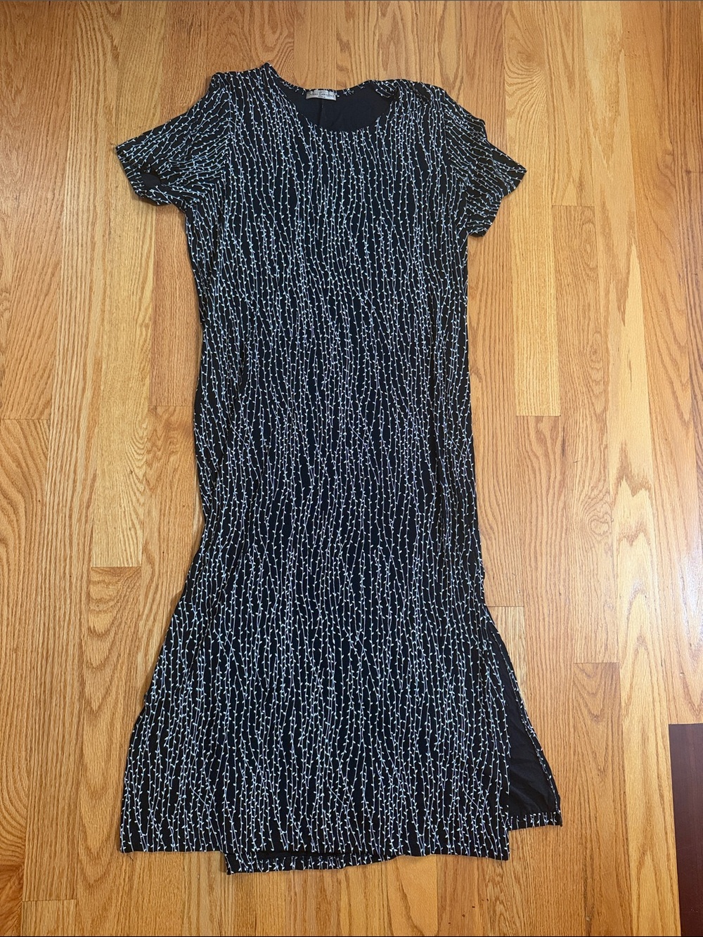Susan Lawrence Black Short-Sleeve Patterned Maxi Dress